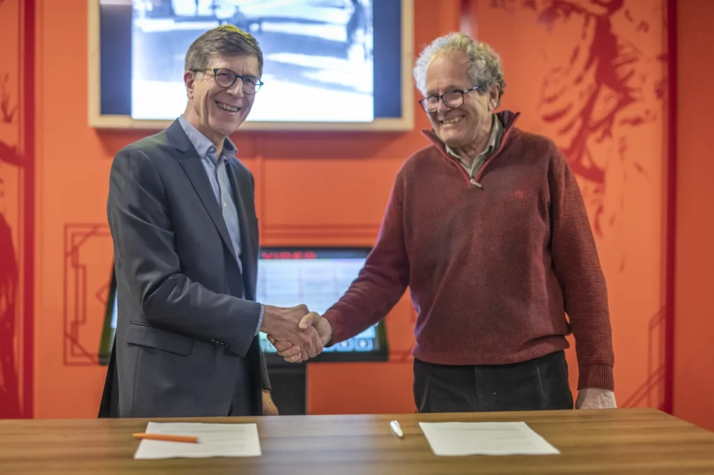 signature convention entre délégué général et président d'association